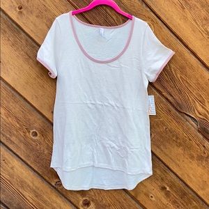 Lularoe 32 Classic T White with Pink outlines